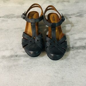Rockport Cobb Hill leather navy blue 2” Sandals